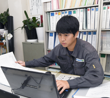 社員インタビュー写真（O.H.）